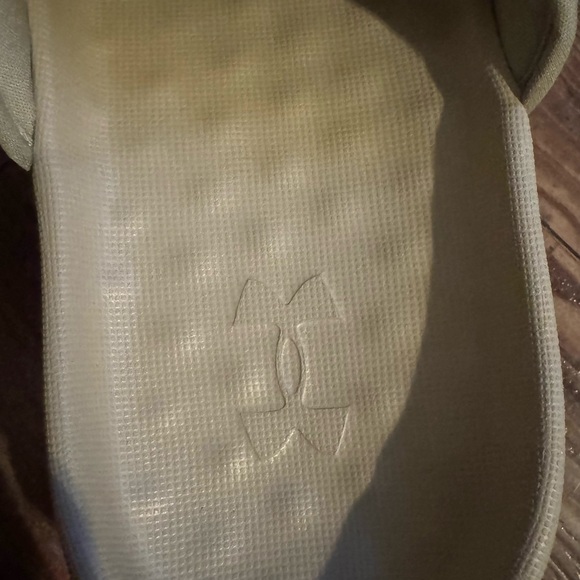 NWT Under Armour Summit FT Sway Slides Tan Men 9 Women 10.5 - Picture 5 of 5